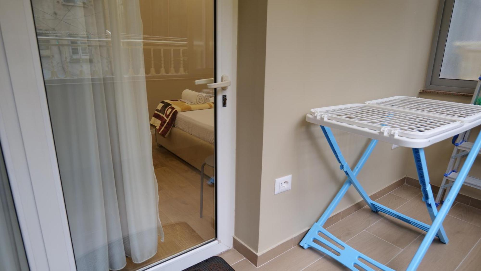 Kristi Apartments 03 地拉那 外观 照片