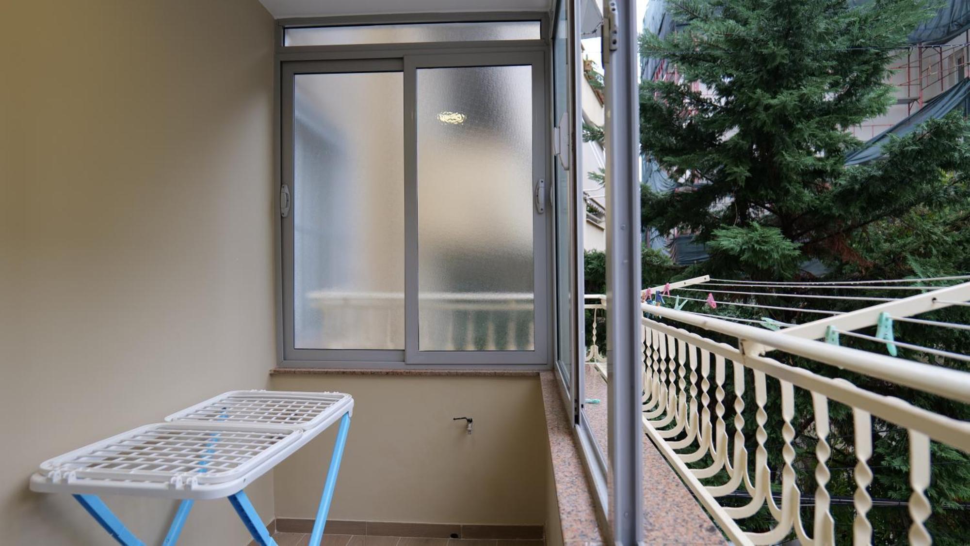 Kristi Apartments 03 地拉那 外观 照片